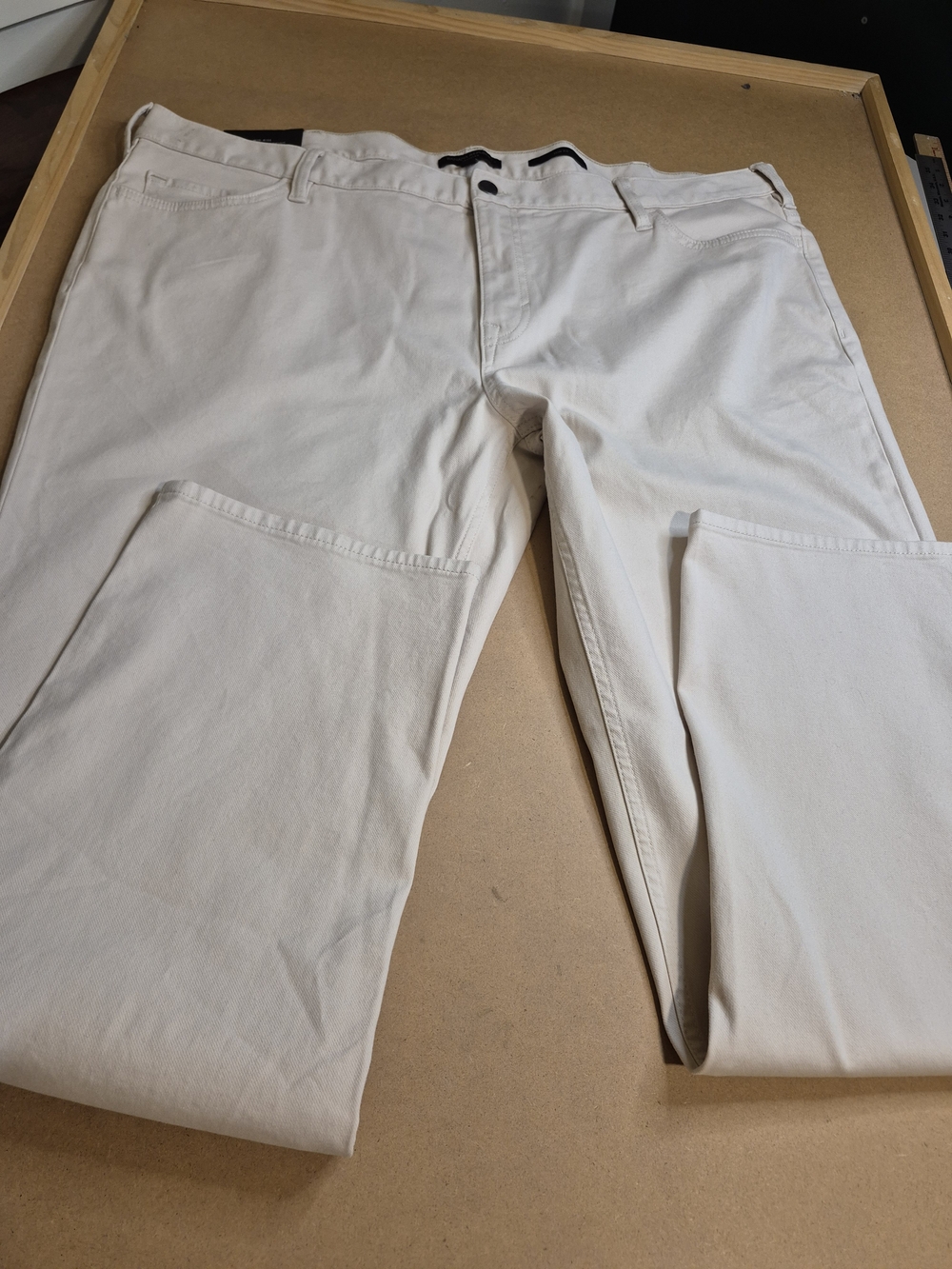 Banana Republic Men's Cream Chinos 4326/5